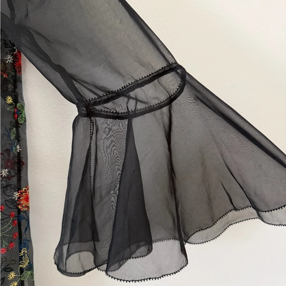 Elie Tahari Reina Embroidered Sheer Blouse size xs - Picture 9 of 13